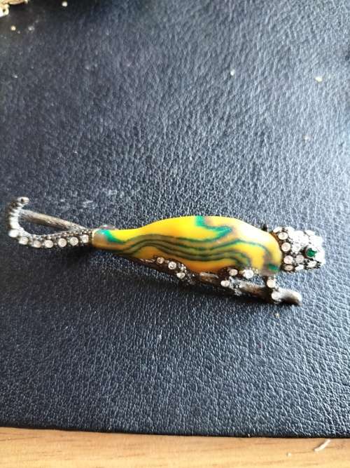 Vintage Honey Cameleon Brooch