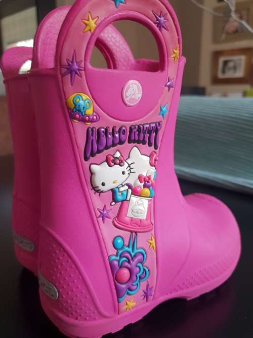 Crocs rain boots - Hello Kitty (authentic) girls (kids) size 8