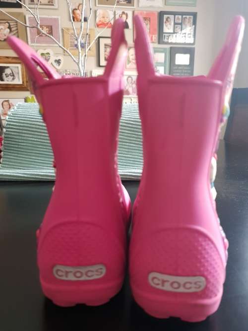 Crocs rain boots - Hello Kitty (authentic) girls (kids) size 8