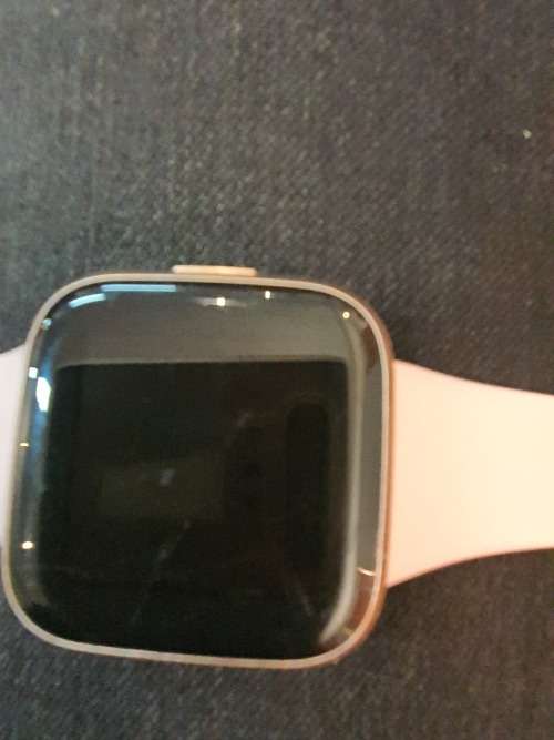 Fitbit Versa 2 (petal and copper rose aluminium fitness smart watch)