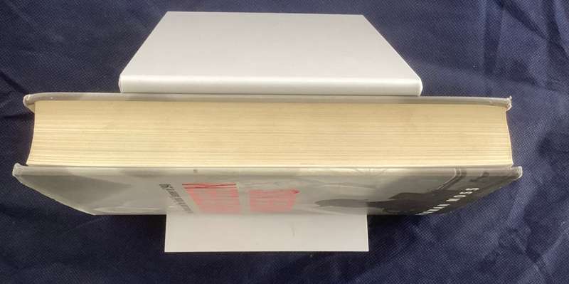 NINETEEN WEEKS. by Norman Moss. Hardback, in good condition.