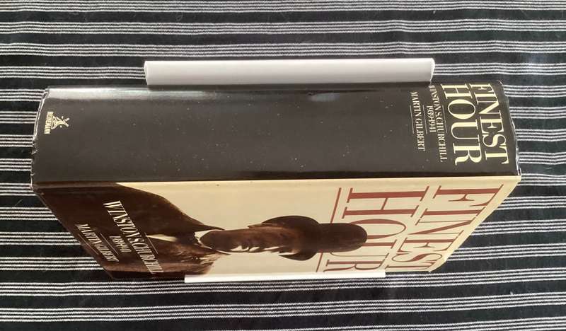 Winston Churchill - FINEST HOUR 1939 - 1941. Biography, by Martin Gilbert.