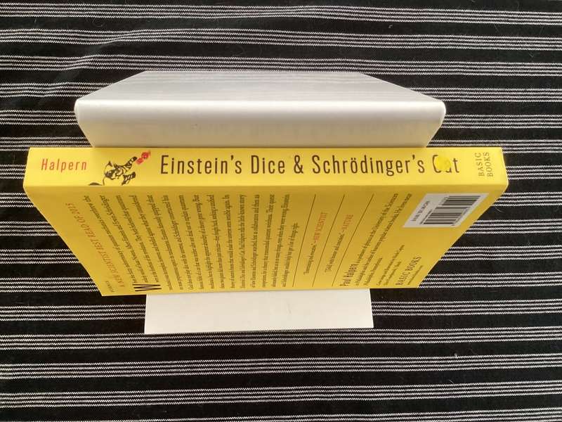 Einsteins Dice & Schrodingers Cat. Paperback by Paul Halpern, in a V Good condition.
