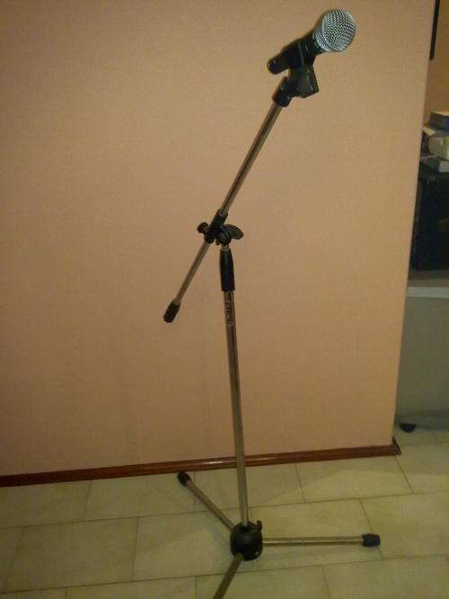 Shure Microphone SM58 and Mic Stand