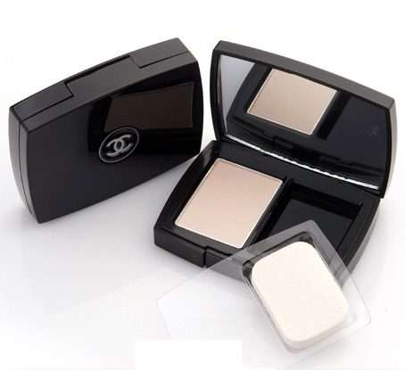 CHANEL POWER MAKE UP