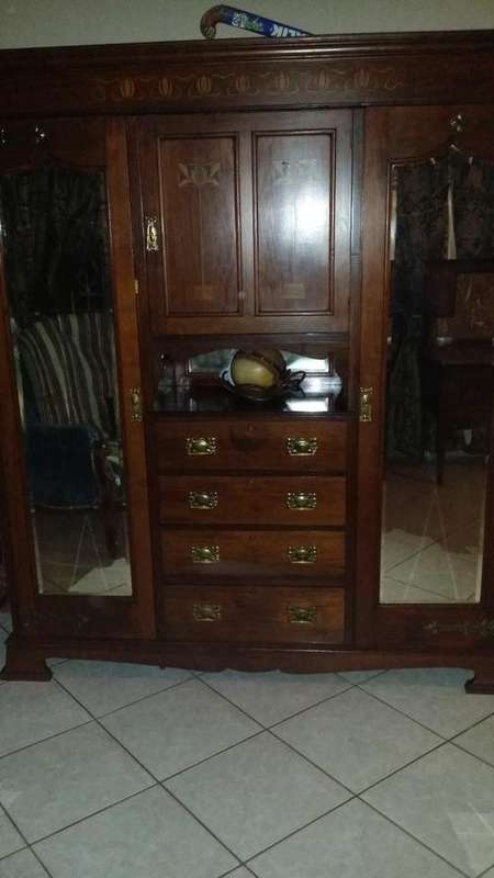 Edwardian Bedroomsuite