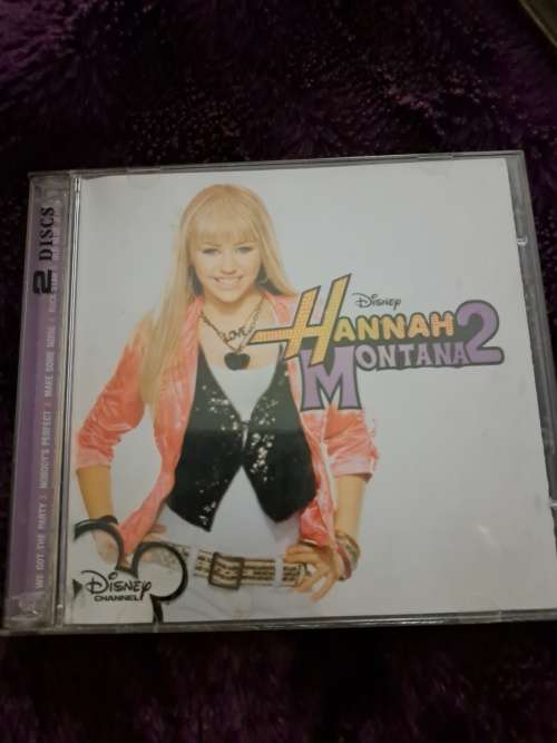 Music CD`S  Hannah Montana