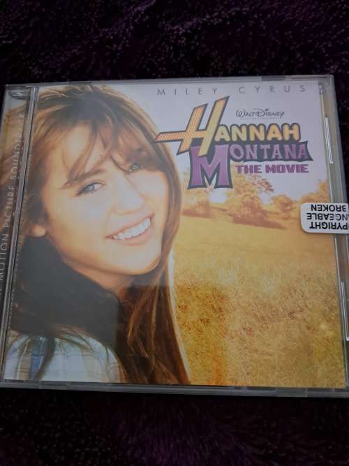 Music CD`S  Hannah Montana