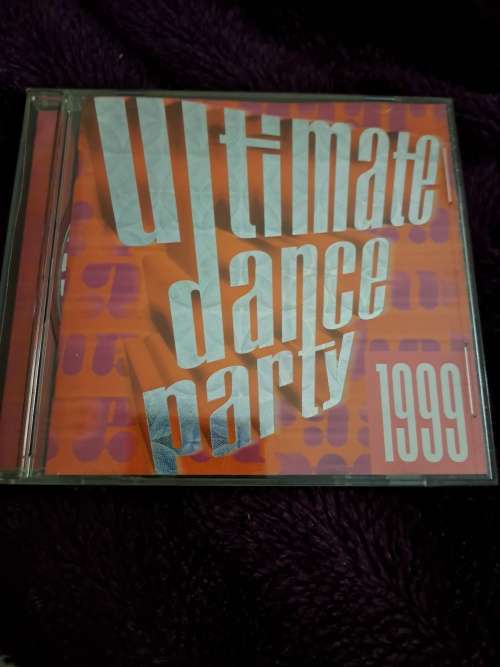 MUSIC CDS Ultimate Dance Party 1999