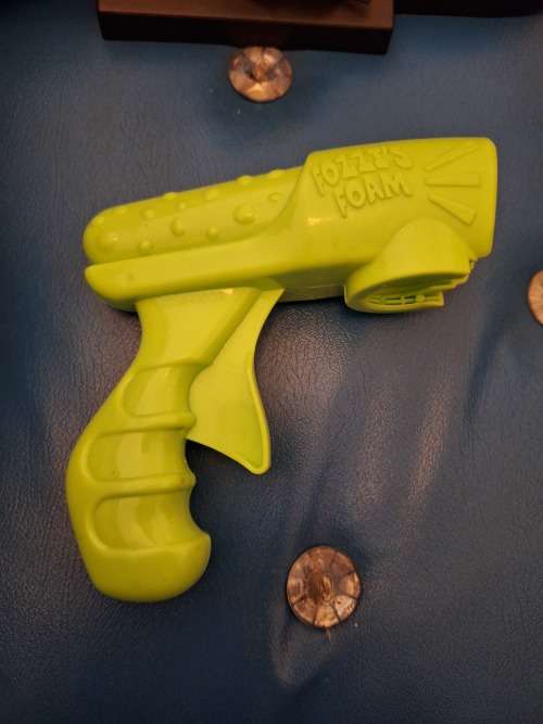 Fozzi`s Bath Products for Kids Gun Kids Bath Toys