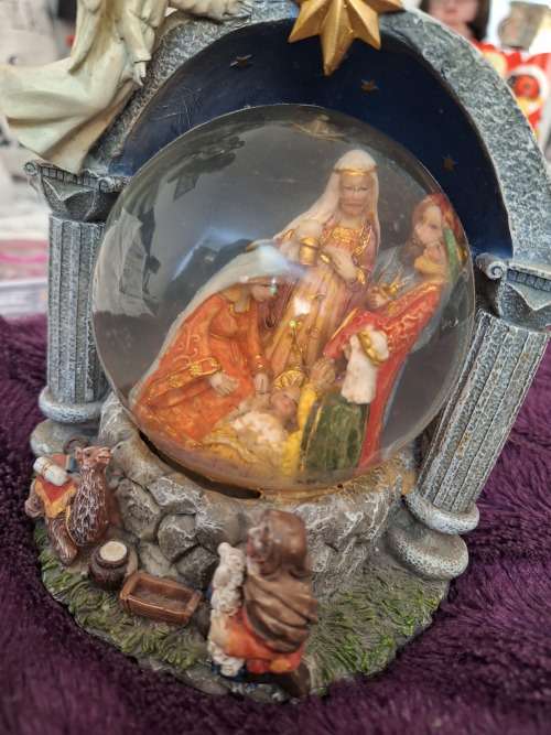 CHRISTMAS Church  jesus snow globes Catholic baby Jesus Snow Globe