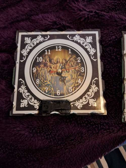Church Jesus Clocks CATHOLIC RELIGOUS