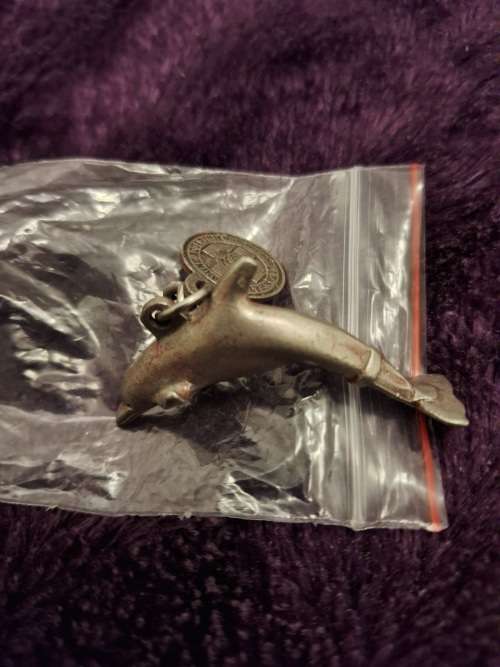 DOLPHINS Keychain Dolphin COLLECTORS KEY RINGS