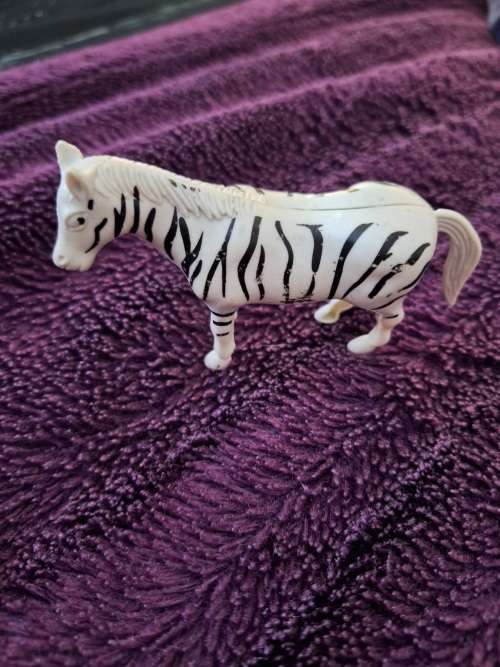 Toys Hobbies  animal horse