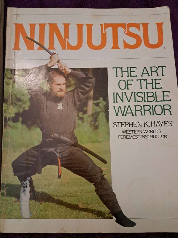 VINTAGE Books Ninjutsu
