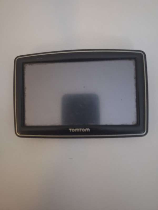 TOMTOM GPS navigation SPARES OR REPAIRS