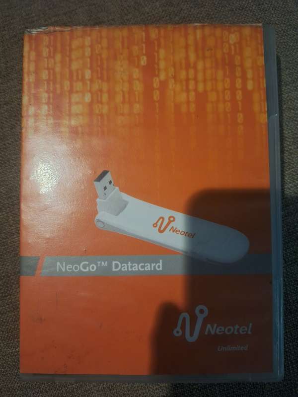 COMPUTERS AND NETWORKING Neotel Vintage Datacard computers