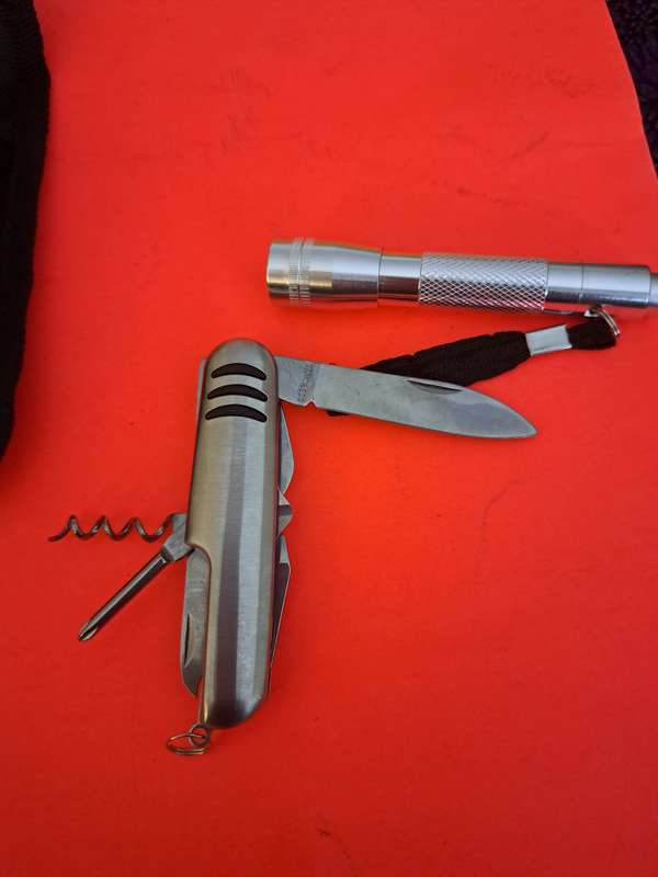CAMPING KNIVES