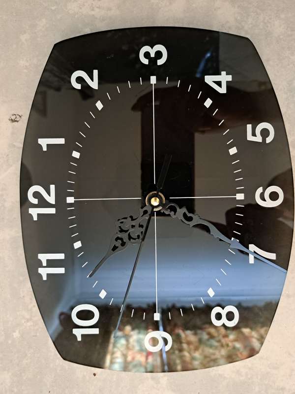 CLOCKS HOME MADE PERSPEX CLOCKS TIME KEEPER