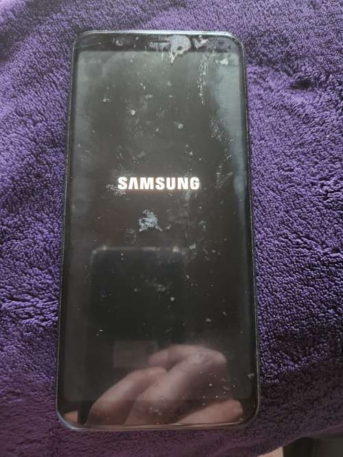 Samsung A6+ Spares or Repairs please please read Voetstoets