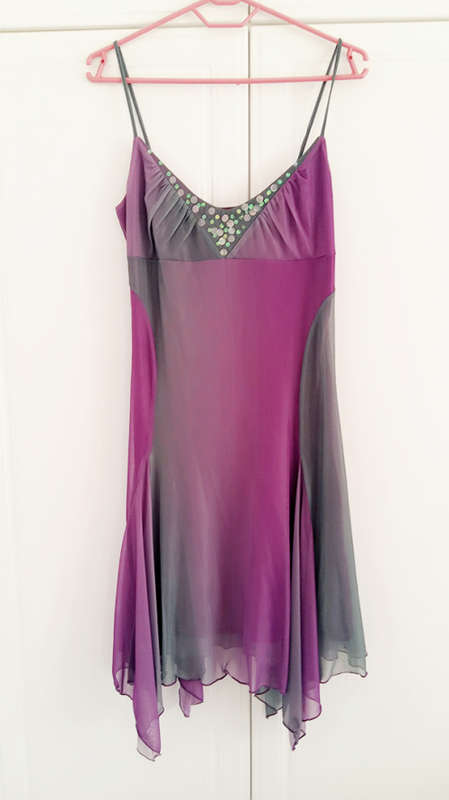 Sexy Two-Tone Strap Dress - Size 32/34