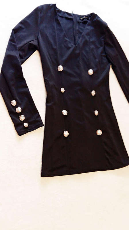 Stunning Vintage Style Long-Sleeved Dress - Size S / M