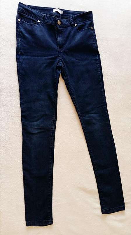 Excellent Condition Dark Blue Kelso Skinny Leg Jeans -Size 8 / 32
