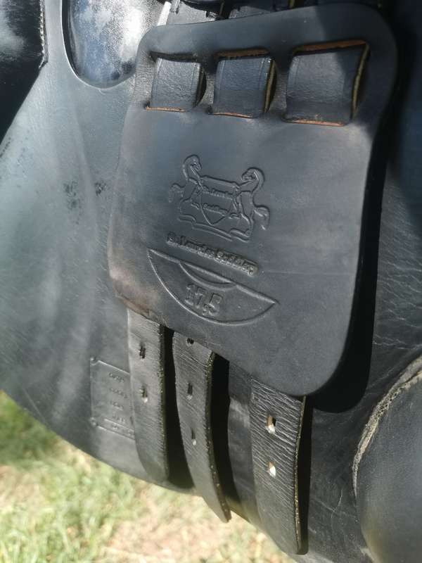 Second-hand Saint Lourdes Showjumping Saddle - 17.5` Black (Unfitted)