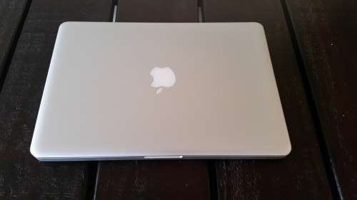 Apple Macbook Pro A1278 - 13.3"  - Intel Core i7-3520M - 750 GB HDD - 8GB RAM  - 3.6 GHz - Backlit