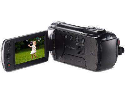 Samsung HMX-F90 Camcorder - HDMI - 2.7" LED HD 1080p HD - Comes with Charger and 8 GB Memory card