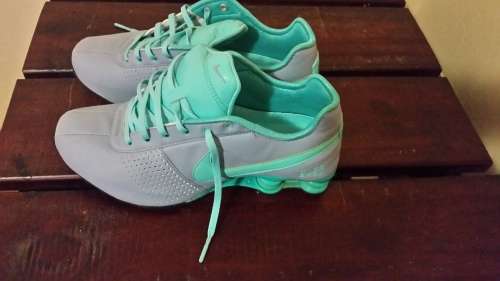 WOMAN NIKE SHOX TEKKIES - SIZE UK 6.5 - US 9 - EURO 40.5 - 26 CM - WITH BOX - FREE SHIPPING OVERNIGH