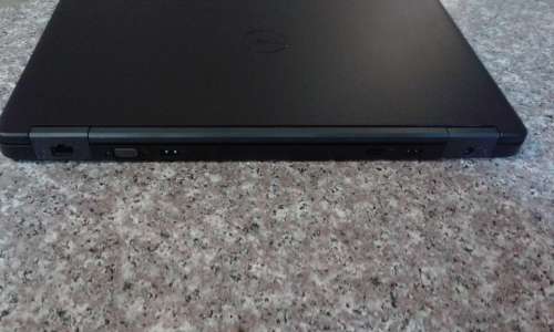 Dell Latitude E5550 - 15.6" - i5-5200U - 500 GB HDD - 8 GB RAM  - Backlit Keyboard - HDMI - 4G LTE