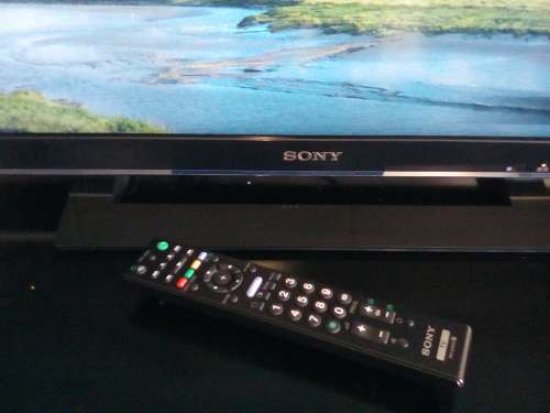 Sony Bravia (KLV-32EX330) - 32" - LED LCD FULL HD - 2 × HDMI - 1 x USB - Remote and Power Supply