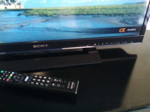Sony Bravia (KLV-32EX330) - 32" - LED LCD FULL HD - 2 × HDMI - 1 x USB - Remote and Power Supply