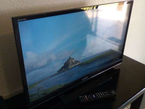 Sony Bravia (KLV-32EX330) - 32" - LED LCD FULL HD - 2 × HDMI - 1 x USB - Remote and Power Supply