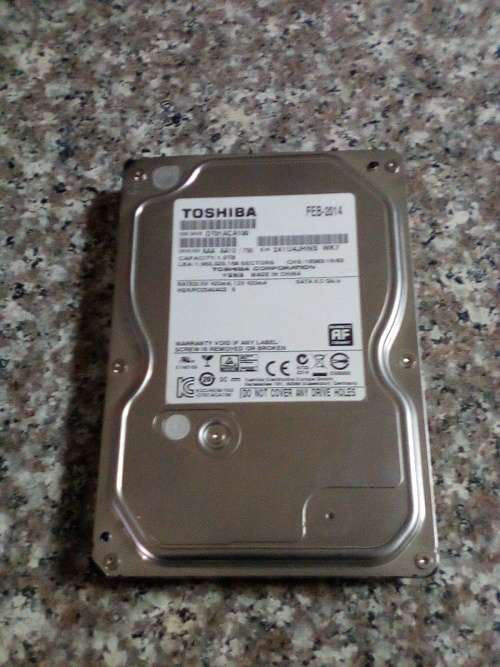 Toshiba 1 TB HDD - DT01ACA100 HDKPC03A0A02 S AAA AA10/750 1.0TB 3.5" - 7200 rpm Sata Hard Drive