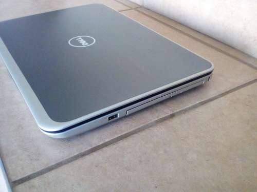 ** MONSTER GAMER** Dell Inspiron 15R - 15.6" (1080p) XEON  i7-3537U - 1 TB HDD - 8GB RAM - AMD 8730M