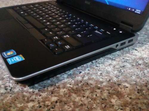 *Business Notebook* Dell Latitude E6440 -14" HD+ 1600x900 - i7-4600M - 500 GB HDD - 4 GB RAM  - HDMI