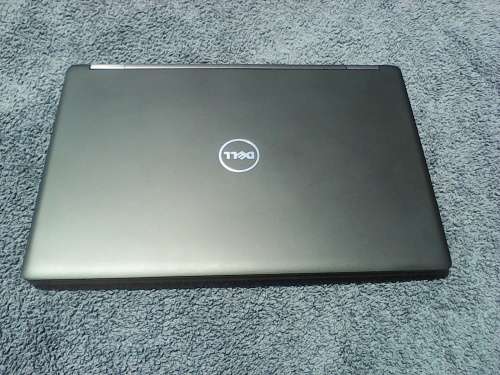 Dell Latitude E5580 -15.6" Full HD - i5-6300U - 512 SSD - 8 GB RAM- HDMI - Win 10 -Backlit Keyboard