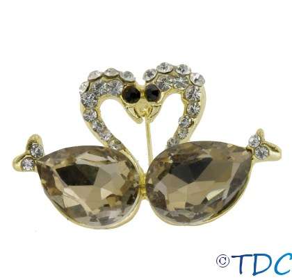 SALE!! Adorable Swans Brooch
