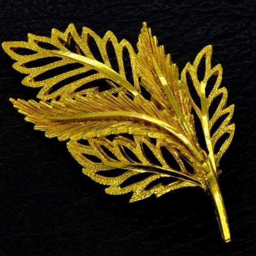 Vintage Leaf Brooch