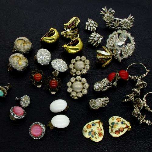 Lot Vintage Clip-On Earrings