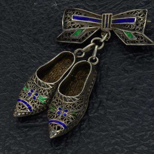 Vintage Silver Clog Brooch