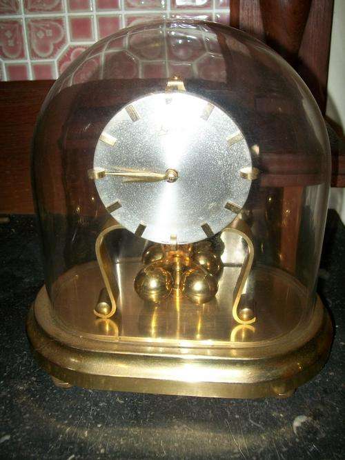 Oval 400 Day Clock