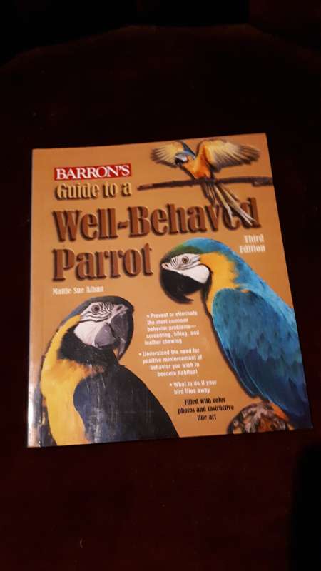 Guide to a Well-Behaved Parrot (Barron`s)