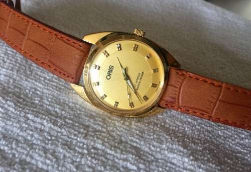 Vintage Oris Manual Wind Watch with patterned dial