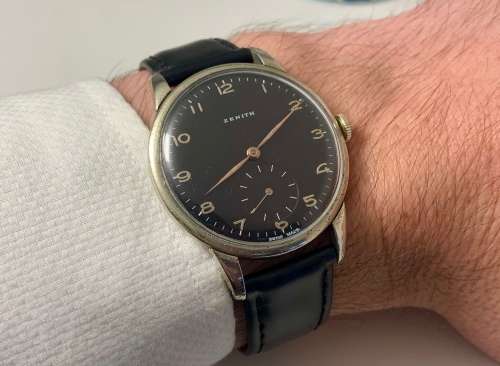Vintage Zenith Hand-wound Dress Watch
