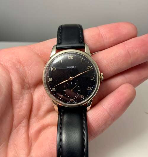 Vintage Zenith Hand-wound Dress Watch