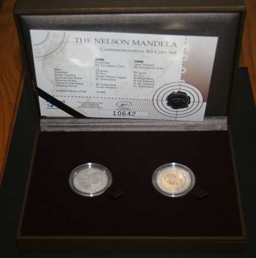 MANDELA COMMEMORATIVE SET WITH PROOF AND LASER FROSTED R5 NO 10642