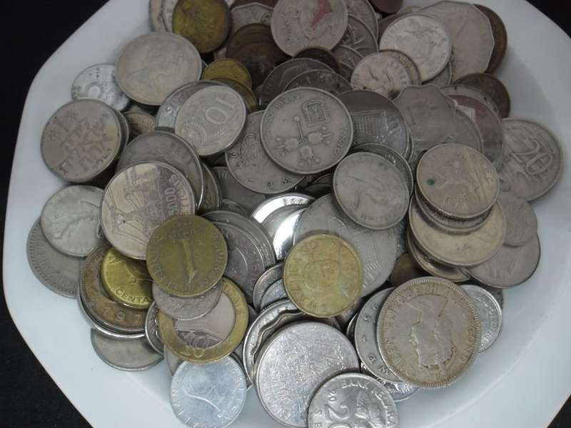 WORLD COINS  1KG